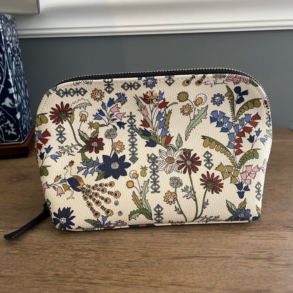 NWOT Tory Burch Cosmetic Bag